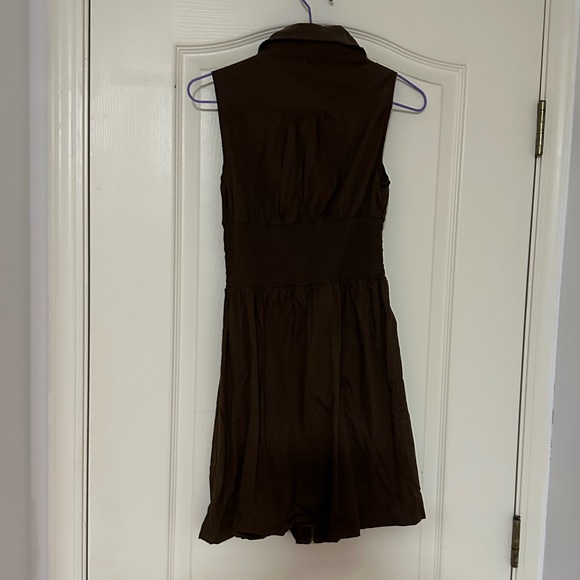 Brown Sleeveless zipper dress - Picture 2 of 5